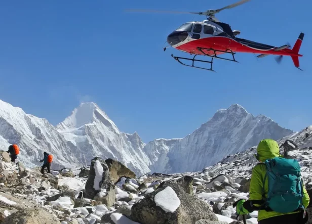 everest base camp trek with a helicopter return